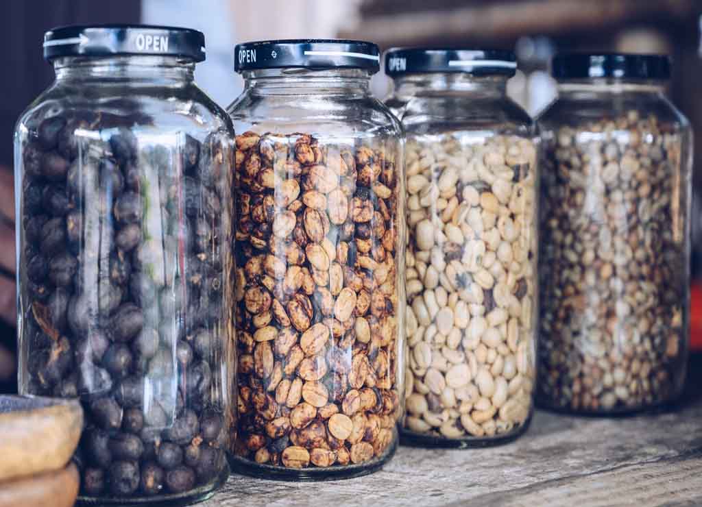  نگهداری حبوبات خام و پخته در ظروف شیشه ای